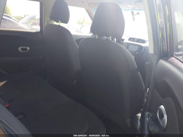 KNDJN2A27J7903871 KIA Soul