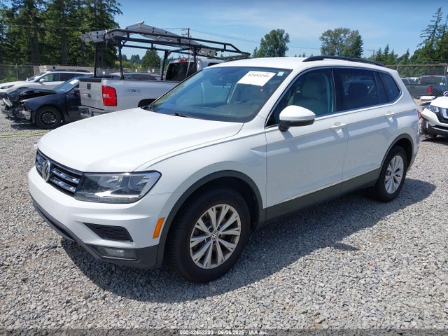 3VV2B7AX9JM011912 Volkswagen Tiguan
