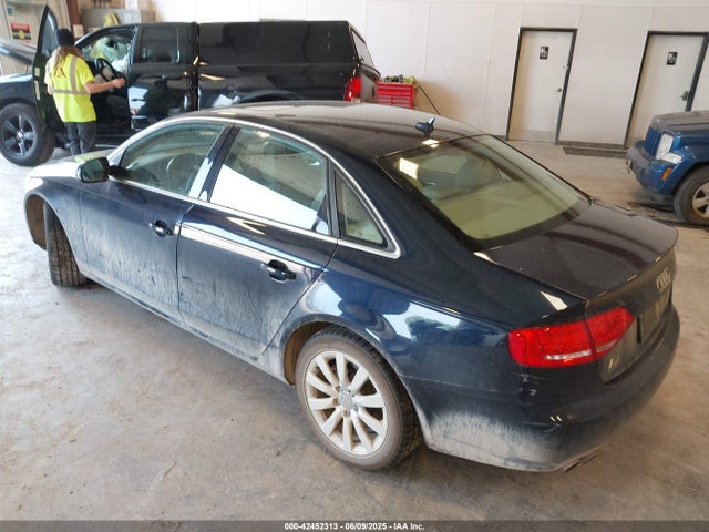 2011 AUDI A4 WAUEFAFL5BN016547 Photo 2