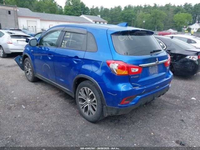 2018 MITSUBISHI OUTLANDER SPORT JA4AR3AU5JU022075 Photo 2