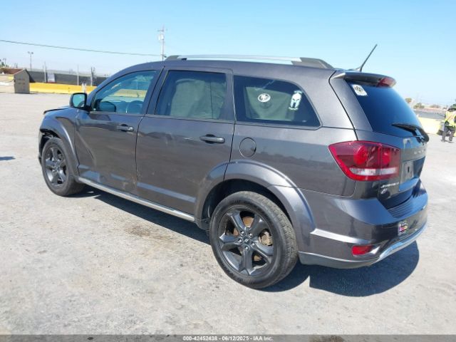 2018 DODGE JOURNEY 3C4PDDGGXJT388680 Photo 2
