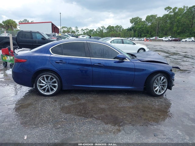 Alfa Romeo 2017 2017 ZARFAEDN2H7545488 Image 14