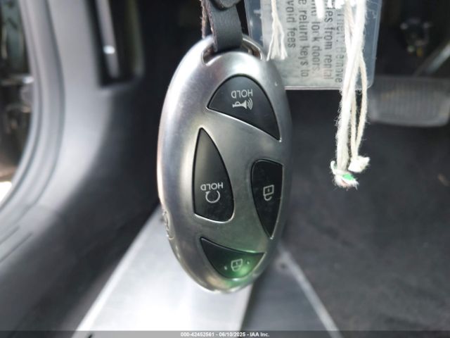 KMHLP4DG3SU869769 Hyundai Elantra Limited