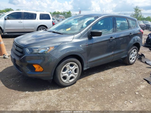 2019 FORD ESCAPE 1FMCU0F72KUA39671 Photo 1
