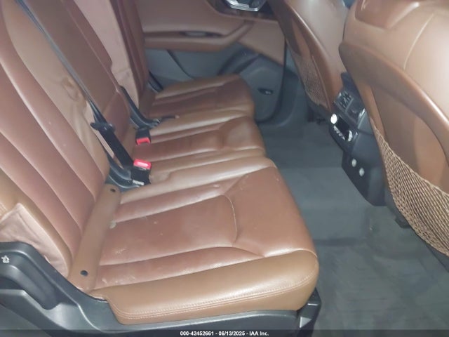 2018 AUDI Q7 WA1VAAF75JD011819 Photo 7