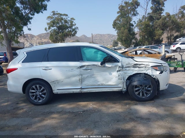 5N1AL0MN4FC500845 Infiniti 2015