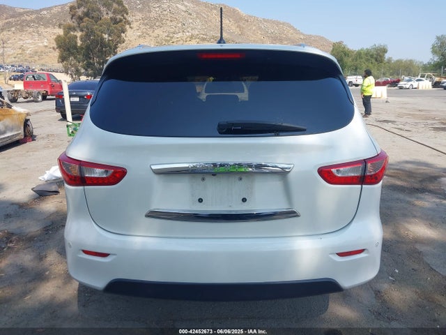 5N1AL0MN4FC500845 Infiniti 2015