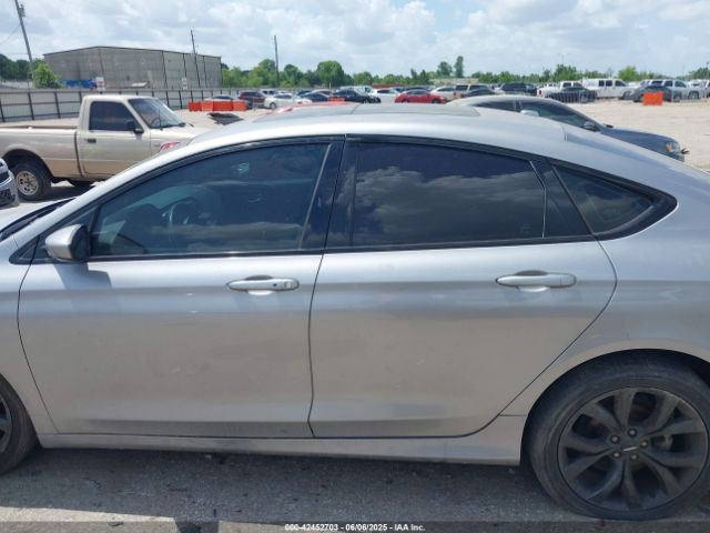 1C3CCCDG7FN636511 Chrysler 200 S