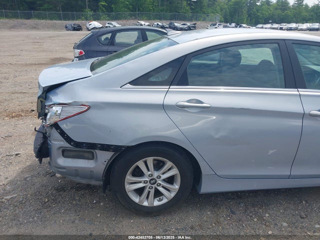 5NPEB4AC5EH929191 Hyundai gamma