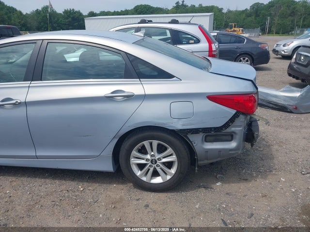5NPEB4AC5EH929191 Hyundai gamma
