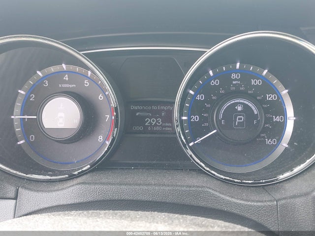 5NPEB4AC5EH929191 Hyundai gamma