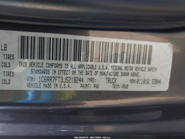 2018 RAM 1500 1C6RR7FT3JS218244 Photo 8