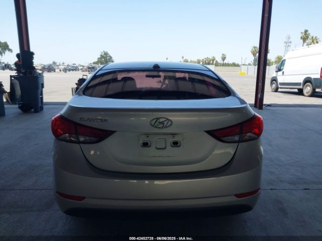 5NPDH4AE2GH705312 Hyundai ELANTRA SE