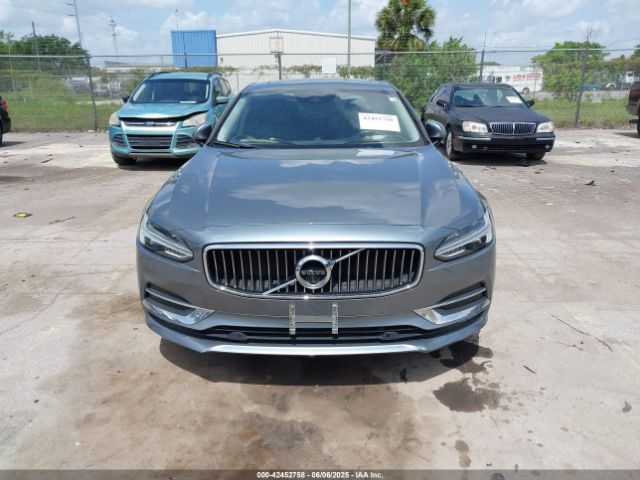 LVY992ML9JP008239 Volvo S90 T6 Inscription