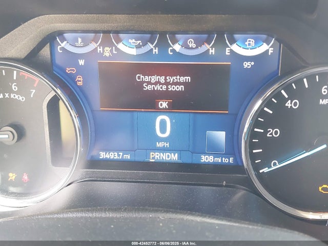 1FMJU1HT0NEA10739 Ford Expedition Xlt