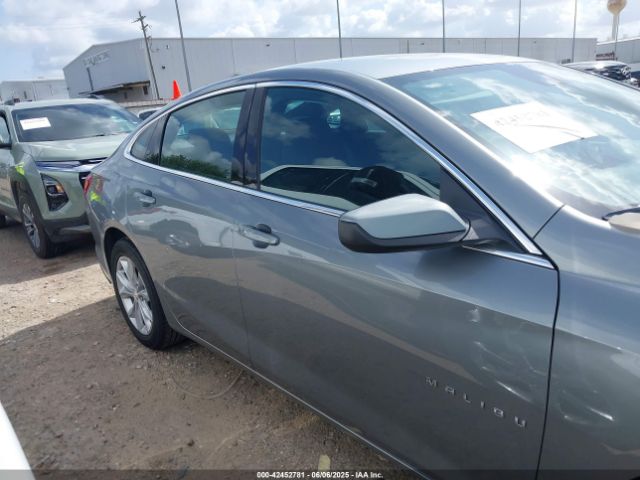 1G1ZD5ST4SF112616 Chevrolet Malibu Fwd 1lt