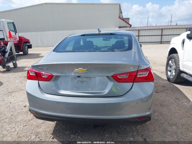 1G1ZD5ST4SF112616 Chevrolet Malibu Fwd 1lt