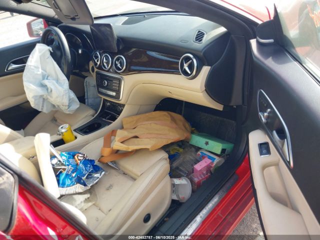 WDDSJ4GB3KN716357 Mercedes-Benz CLA 250 4MATIC
