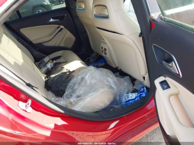 WDDSJ4GB3KN716357 Mercedes-Benz CLA 250 4MATIC