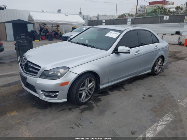 WDDGF4HB8EA966999 Mercedes-Benz 2014