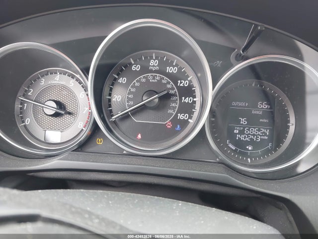 JM1GJ1U60E1135741 Mazda py