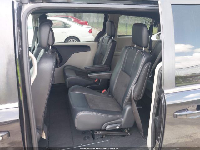 2C4RDGCG2KR797969 Dodge Grand Caravan Sxt