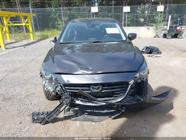 3MZBN1V33JM260505 Mazda py