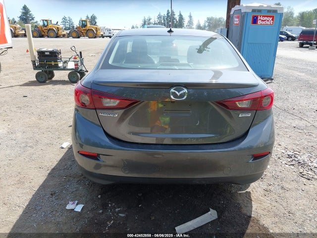 3MZBN1V33JM260505 Mazda py