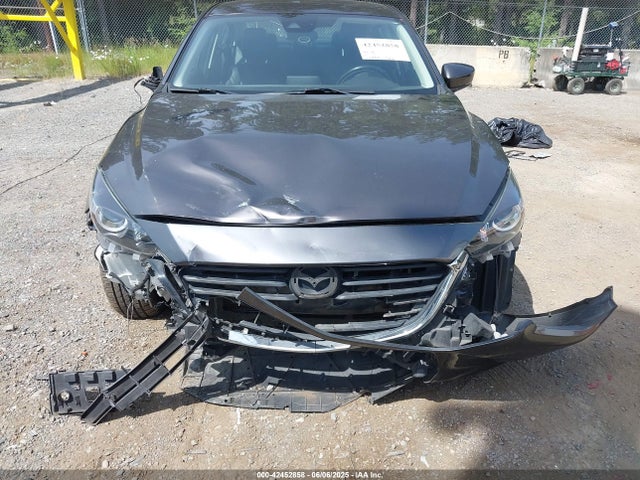 3MZBN1V33JM260505 Mazda py