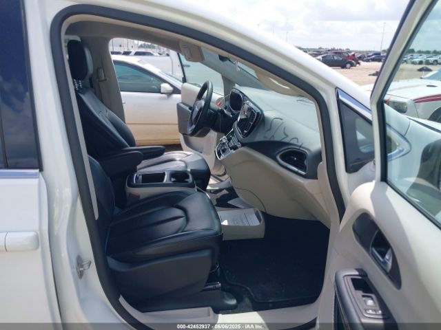 2C4RC1BG1PR620662 Chrysler Pacifica Touring L