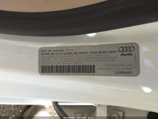 2012 AUDI A7 WAU3GAFC1CN101990 Photo 8