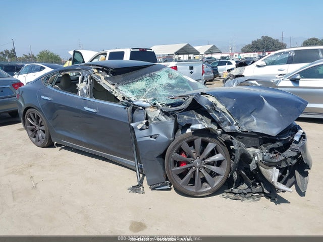2016 TESLA MODEL S 5YJSA1E43GF171764 Photo 0