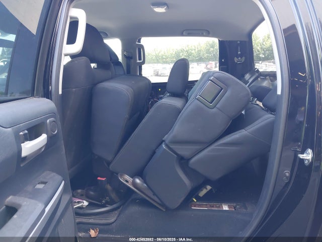Toyota 1ur-fe 2014 5TFDM5F16EX050516 Image 8