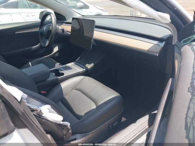 2023 TESLA MODEL 3 5YJ3E1EA4PF485681 Photo 4
