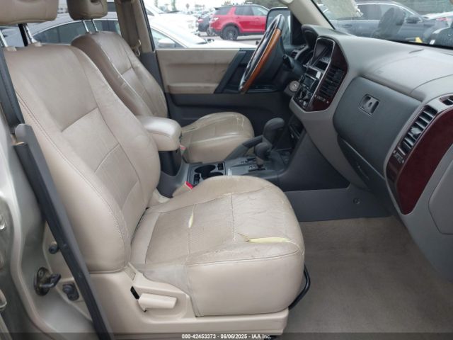 2001 MITSUBISHI MONTERO JA4MW51R31J038175 Photo 4