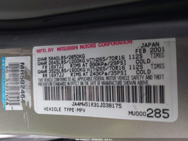 2001 MITSUBISHI MONTERO JA4MW51R31J038175 Photo 8