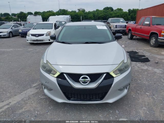 1N4AA6AP8GC407031 Nissan 2016
