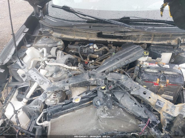JN8AT2MT9GW008850 Nissan 2016