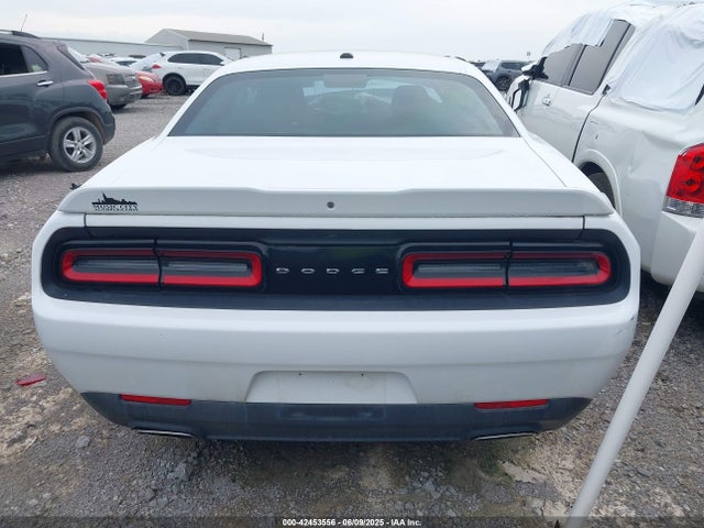 2C3CDZAG1LH226490 Dodge Challenger Sxt