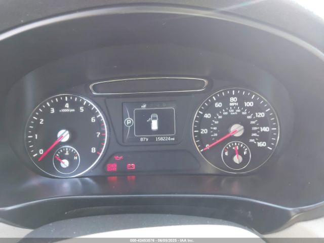 5XYPGDA55HG192680 KIA Sorento 3.3l Lx