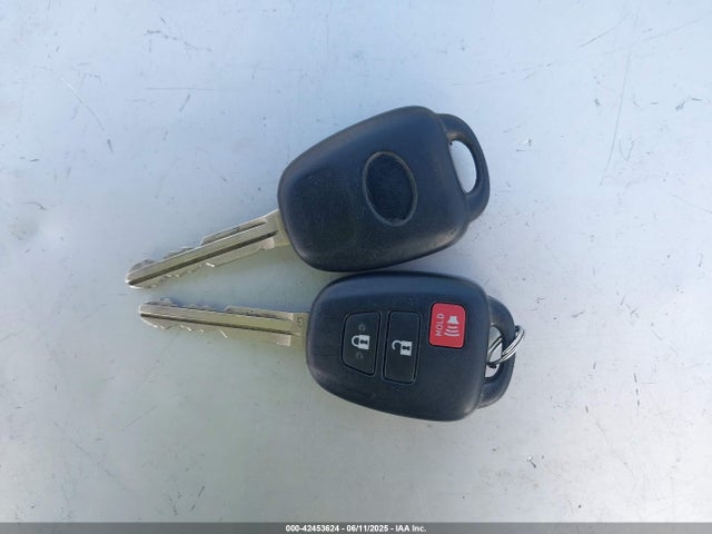 Scion 2ar-fe 2015 JTKJF5C73FJ012101 Image 11