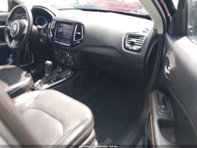 2018 JEEP COMPASS 3C4NJDCB6JT131963 Photo 4