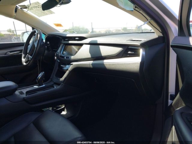 2017 CADILLAC XT5 1GYKNDRS1HZ293429 Photo 4