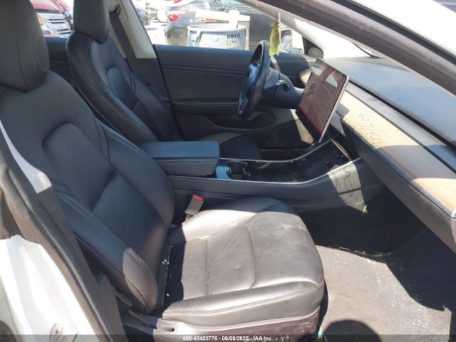 2018 TESLA MODEL 3 5YJ3E1EB0JF067005 Photo 4