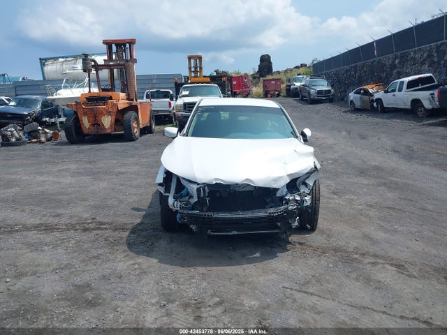 1HGCR2F32FA137400 Honda k24w1