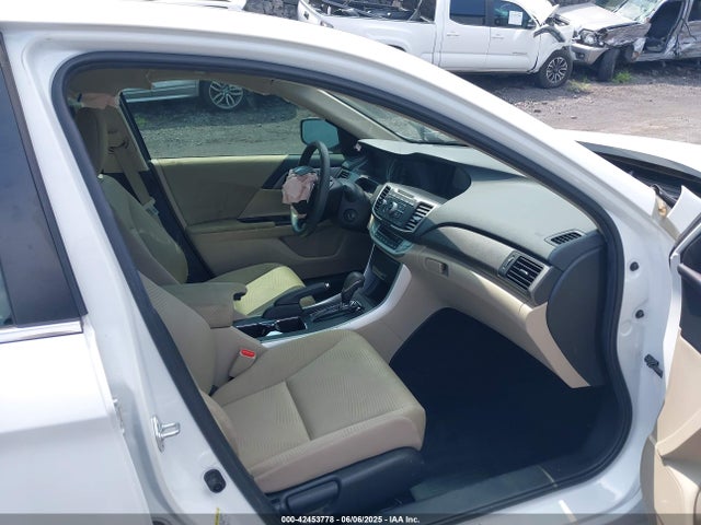 1HGCR2F32FA137400 Honda k24w1