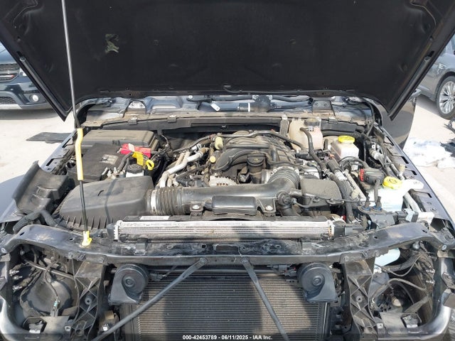 1C4GJXAG2NW164015 Jeep 2022
