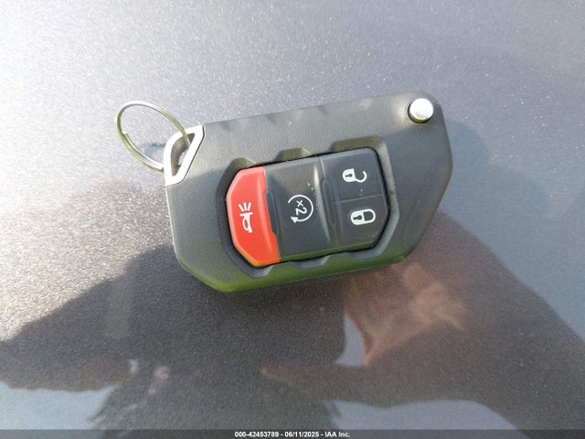 1C4GJXAG2NW164015 Jeep 2022