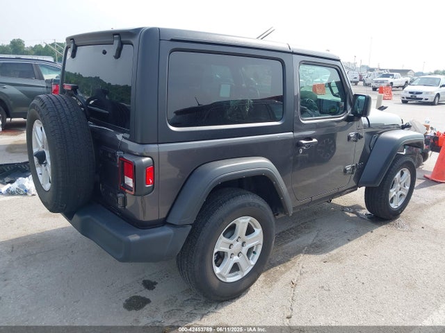 1C4GJXAG2NW164015 Jeep 2022