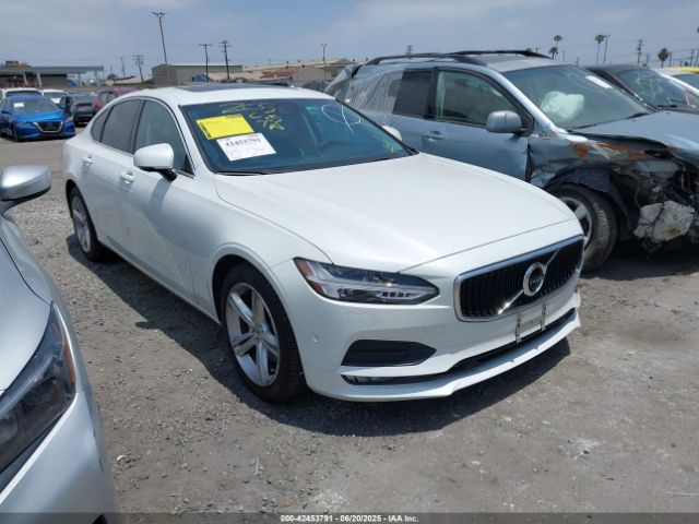 2017 VOLVO S90 YV1102AK1H1017857